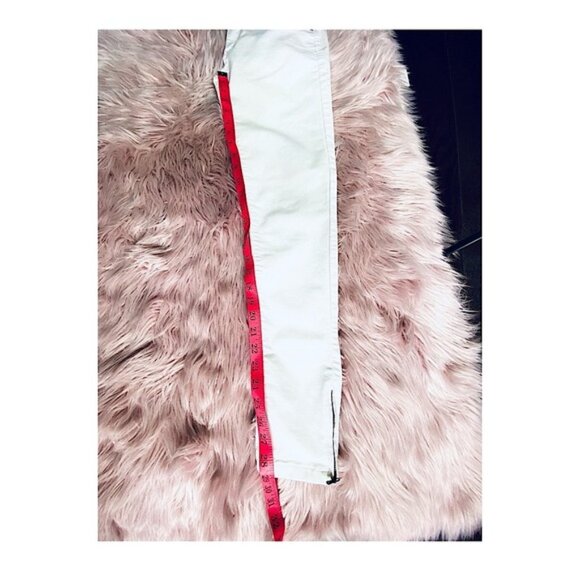 ZARA Vintage White Ankle Zip Denim Jeans - Picture 12 of 16